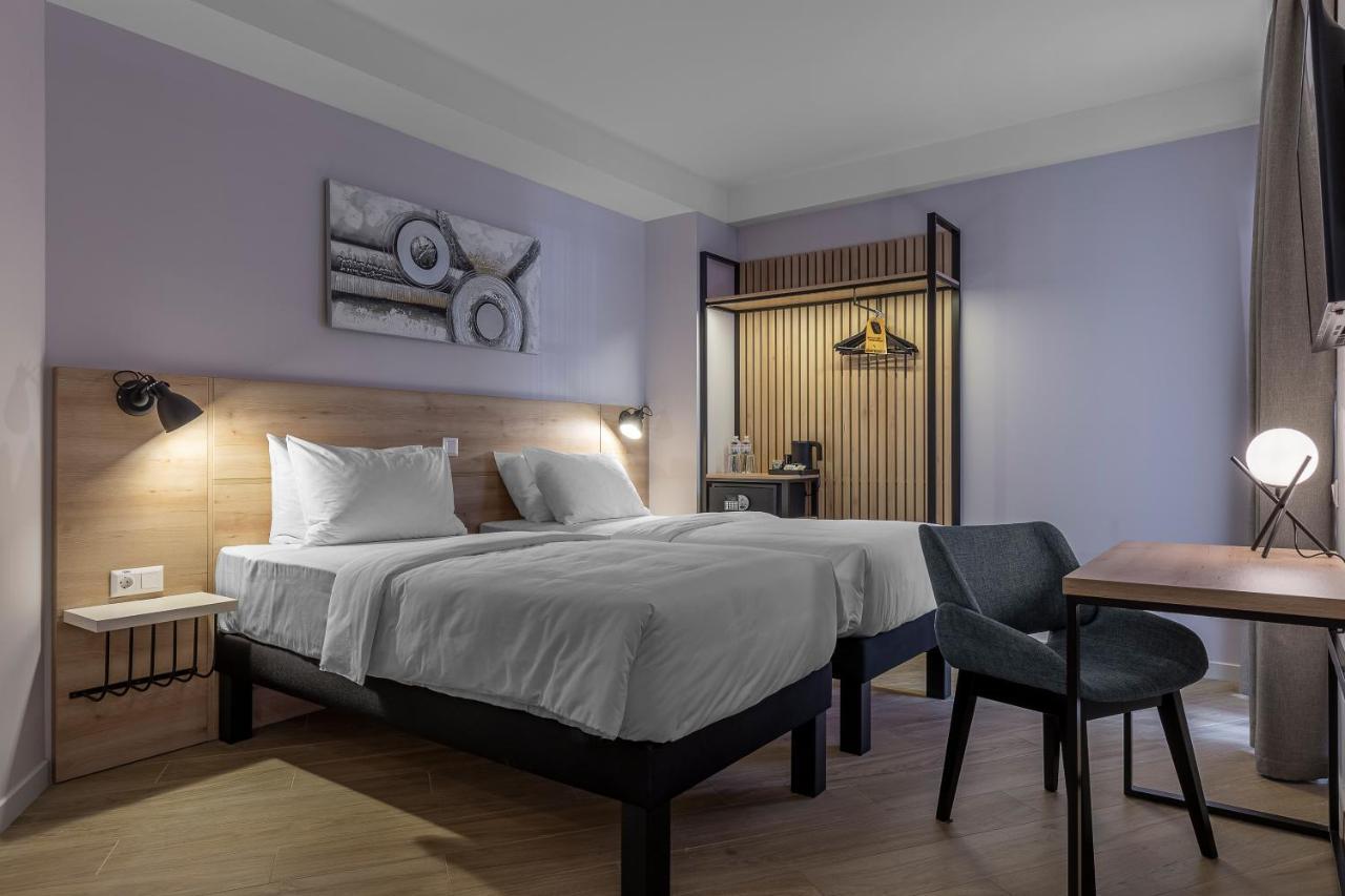 Kontrakt Boutique Hotel Kiev Phòng bức ảnh